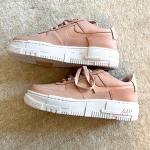 NIKE Air Force Pink Women Sneakers NEW‼️